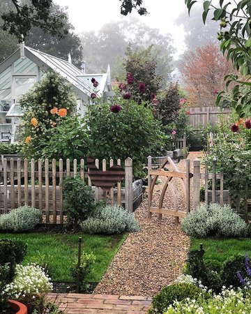 cottagecore gardening aesthetic - Google Search