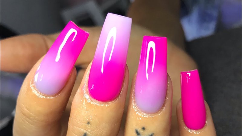 neon ombré acrylic nails