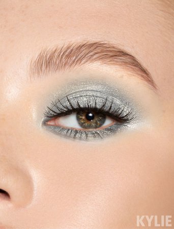 Frosty | Eyeshadow Single | Kylie Cosmetics by Kylie Jenner
