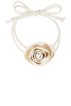 Rose Choker tie Ivory/beige necklace