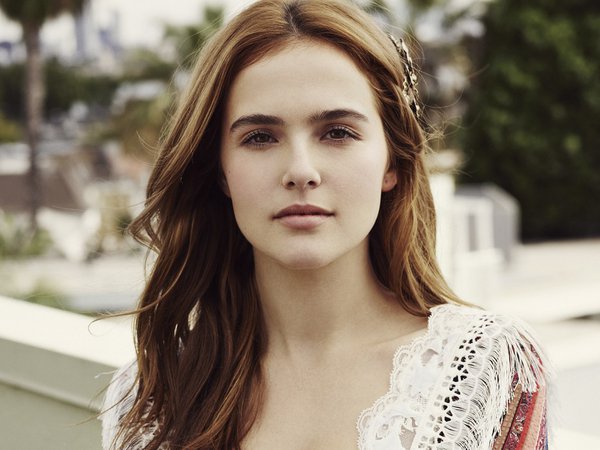 Zoey Deutch Just Unveiled a New Haircut, Courtesy of the Creator of the Rachel | W Magazine
