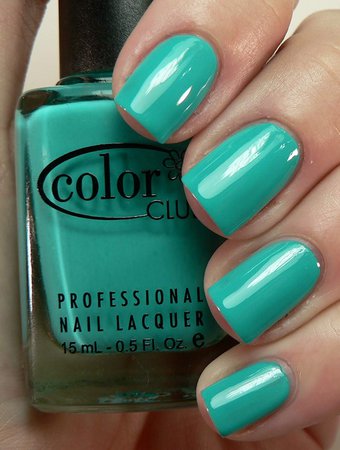 Turquoise nails