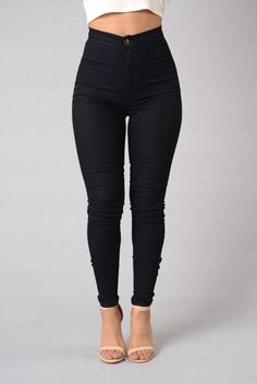 Black Fashion Nova hi waisted jeans