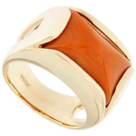 Jona Coral 18 Karat Yellow Gold Band Ring