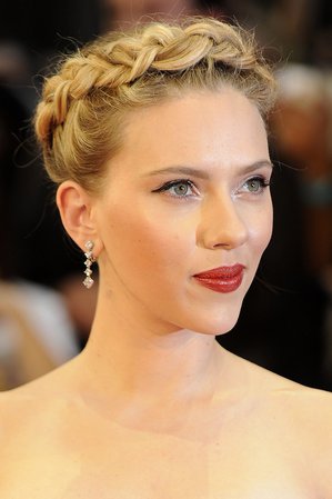 Scarlett Johansson - Hairstylist