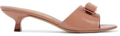 Ginostra Bow-embellished Patent-leather Mules - Blush