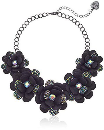Betsey Johnson "Betsey's Dark Magic" Large Flower Statement Necklace, Black, One Size: Amazon.ca: Jewelry