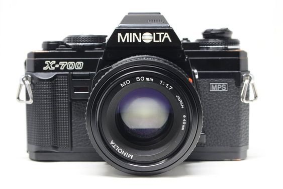 Minolta X-700 SLR 35mm Film Camera Kit 3 Lenses Flash