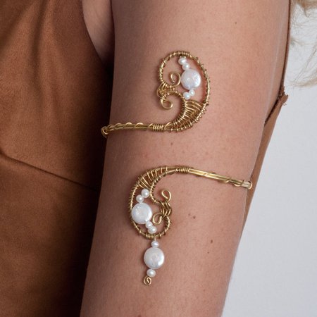 Upper arm band arm cuff spiral handmade made of brass and Fresh water pearls gift idea gift for her Boho tribal jewjelry,unique handmade