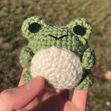 knit plushie frog - Google Search