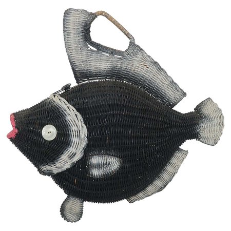 Black and White Wicker Novelty Fish Handbag, 1950’s For Sale at 1stDibs