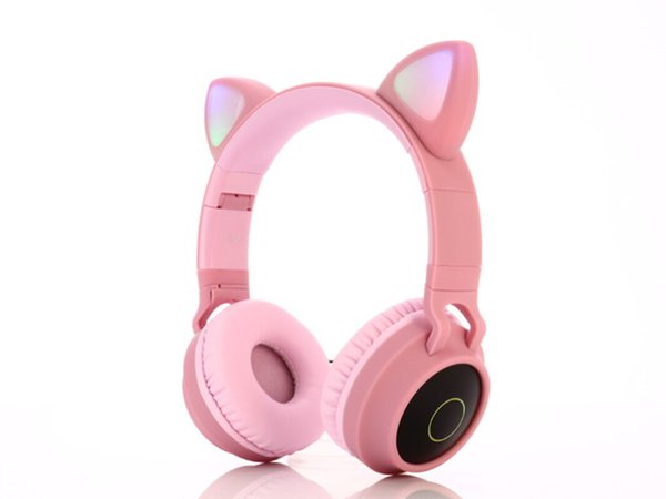 Cat earphones
