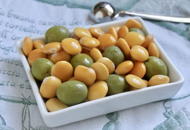 Lupini Beans and Olives - uploaded by mt
