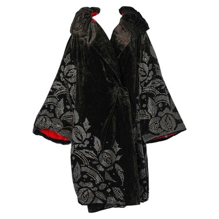 Black silk velvet Opera coat with beads and rhinestone embroidered Circa 1920 For Sale at 1stDibs