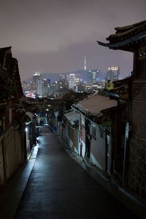 korea night alley