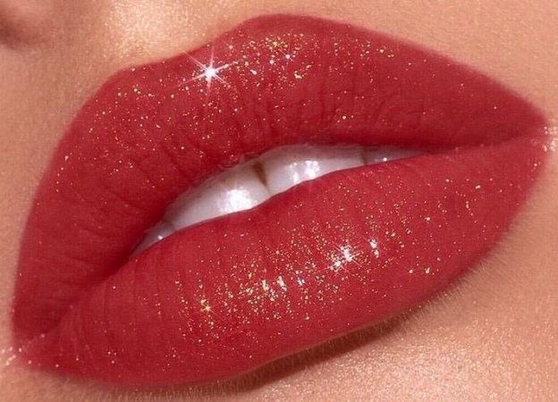 sparkle red lips