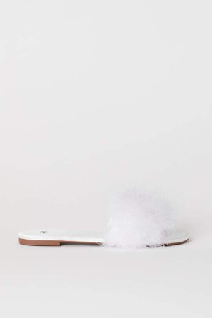 Slides with Feathers - White