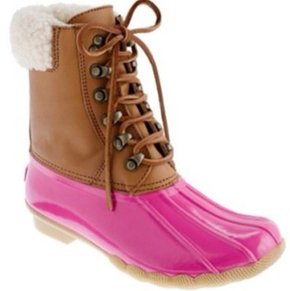 I NEED THESE PINK DUCK BOOTS IN MY LIFE!!! on The Hunt