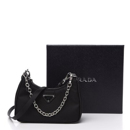 PRADA Tessuto Nylon Mini Re-Edition 2000 Shoulder Bag Black 559963 | FASHIONPHILE