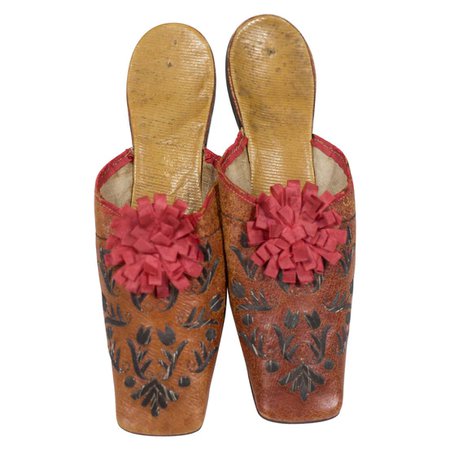 Pair Of Leather Slippers Embroidered With Tulips - France Early 19c For Sale at 1stDibs