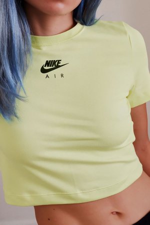 Nike Air Short Sleeve Cropped Tee | Urban Outfitters