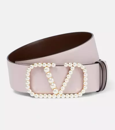 V Logo Signature Reversible Leather Belt in Pink - Valentino Garavani | Mytheresa