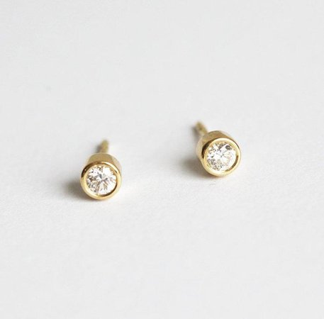 earrings simple - Google Search