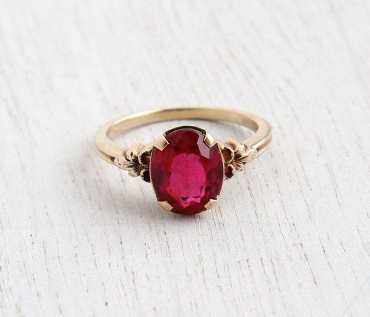 gold ruby ring