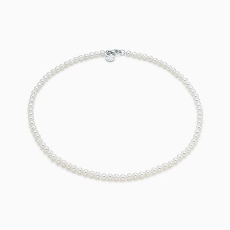 Tiffany South Sea necklace of cultured pearls with an 18k gold clasp. | Tiffany & Co.