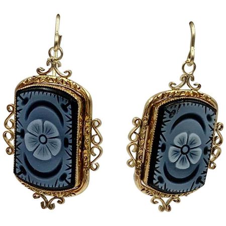 Victorian Onyx Cameo Flower Dangle Drop Earrings 14 Karat Gold For Sale at 1stDibs