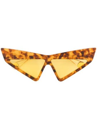 Gucci Eyewear mask-frame sunglasses brown GG0430S - Farfetch