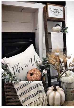 thanksgiving muted decor pic