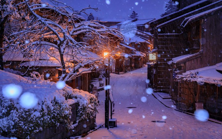 japanese snow night
