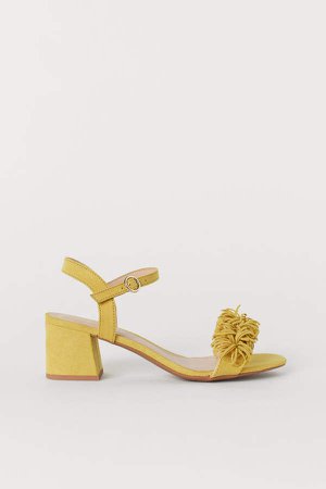 Sandals with Fringe - Yellow