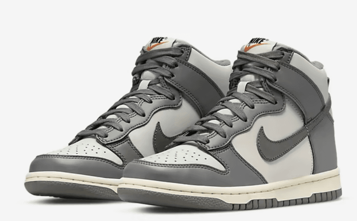 grey Nike dunks