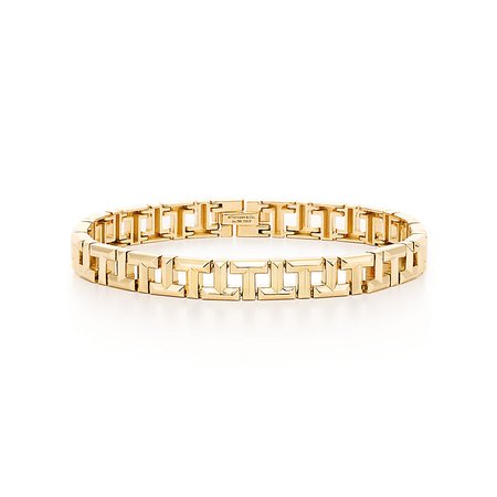Tiffany T True narrow bracelet in 18k gold, medium. | Tiffany & Co.