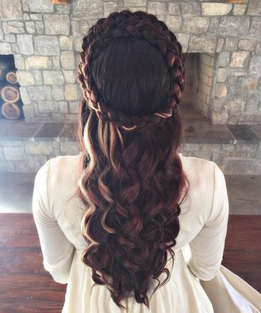 Pin by Megan Sewell on Hairstyles | Hair styles, Medieval hairstyles, Long hair styles
