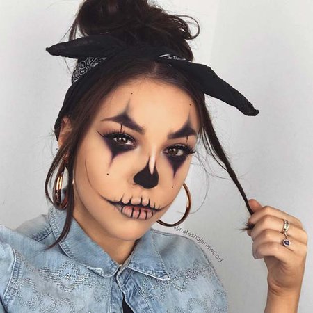 63 Trendy Clown Makeup Ideas for Halloween 2020 - StayGlam