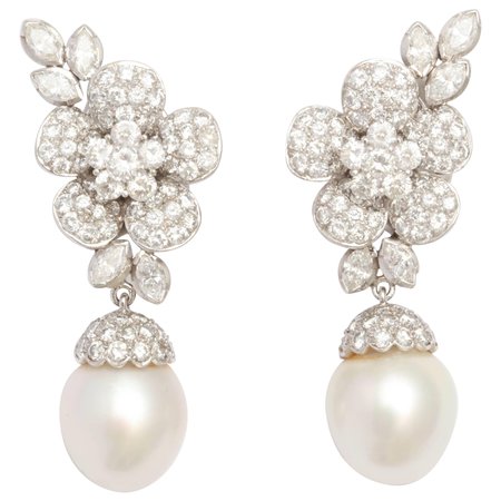De Grisogono Diamond and Pearl Gold Earrings For Sale at 1stDibs