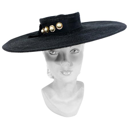 1930s Black Saucer Hat with Decorated Hat Band For Sale at 1stDibs