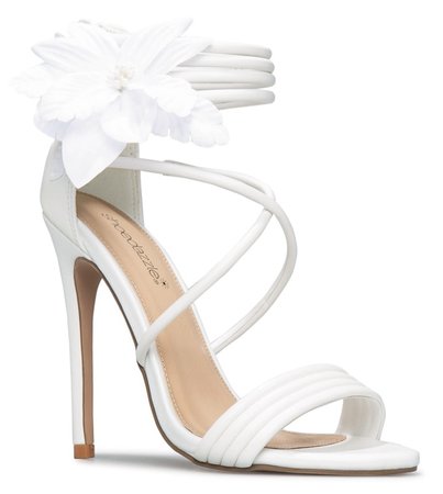 White heeled sandal with white flower