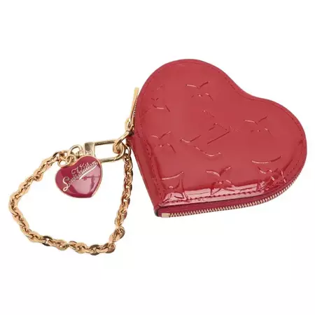 Louis Vuitton Vernis Heart Coin Purse Red For Sale at 1stDibs