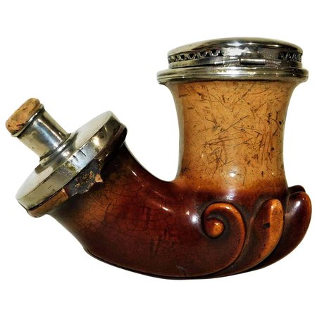 19th Century Austrian Meerschaum and Silver Carved Pipe For Sale at 1stDibs