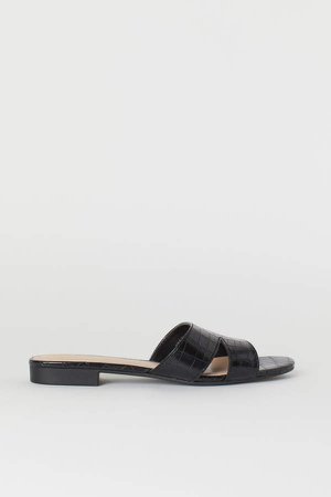 Low-heeled Sandals - Black