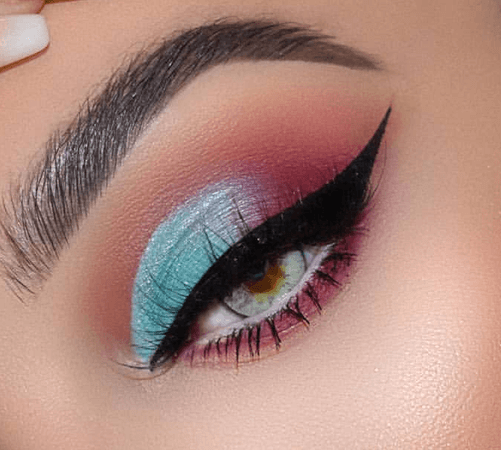 Image result for blue and pink eyeshadow on We Heart It