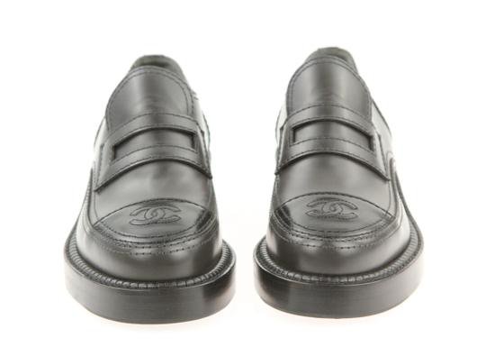 Chanel Grey Cc Cap Toe Loafer Platforms Size EU 36 (Approx. US 6) Regular (M, B) - Tradesy