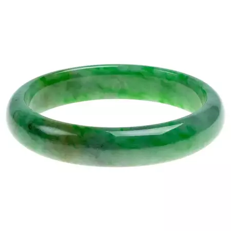 Green Jadeite Jade Bangle, Certified Untreated For Sale at 1stDibs