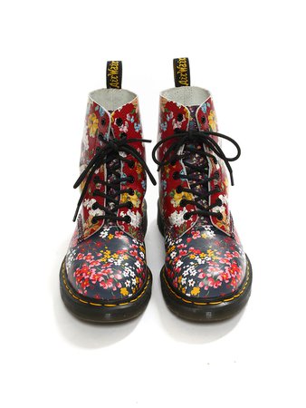 Boutique DR MARTENS Floral Pascal multi floral laced up docs boots Retail price €180 Size 39