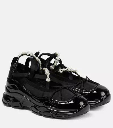 Low Trek Faux Pearl Embellished Shoes in Black - Simone Rocha | Mytheresa