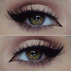 Nude w/ Pink Liner Eye Makeup
